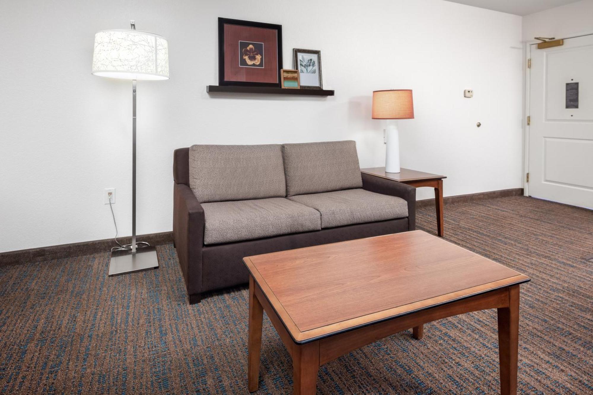 Residence Inn By Marriott Wichita East At Plazzio Eksteriør billede